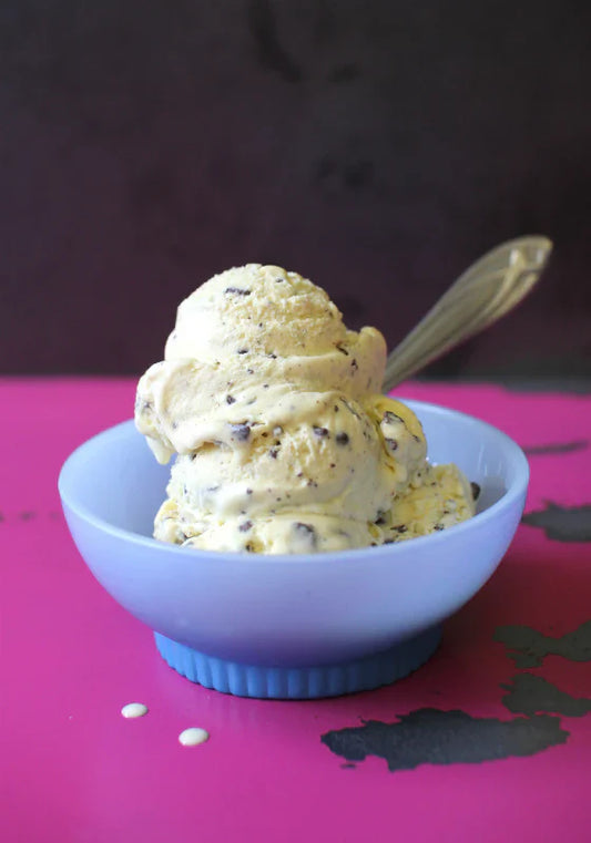 Vanilla Chocolate Chunk Ice Cream