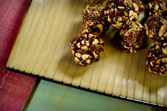 Keto Almond Chocolate Fat Bomb